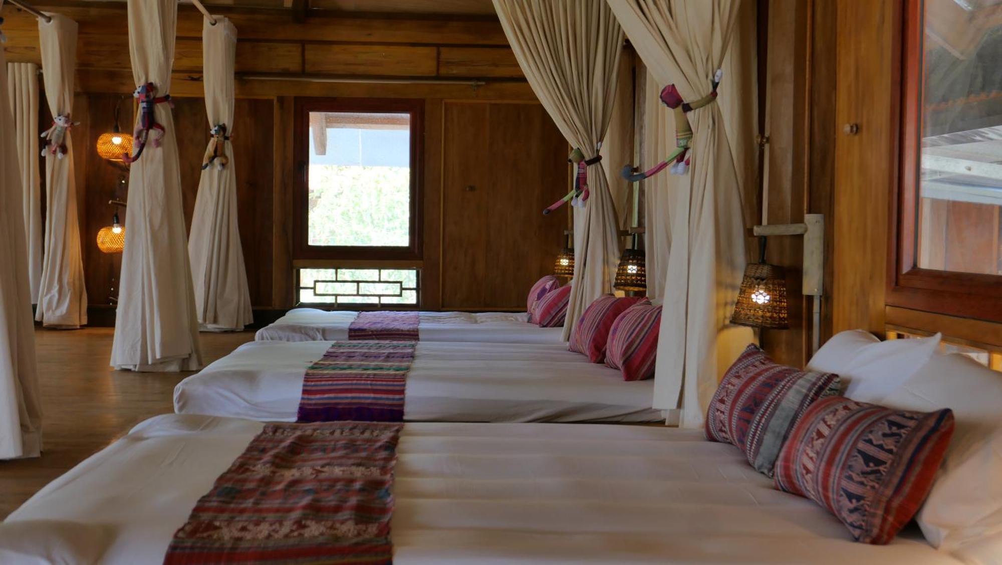 Nha Tan - Mai Chau Homestay And Tours Екстер'єр фото