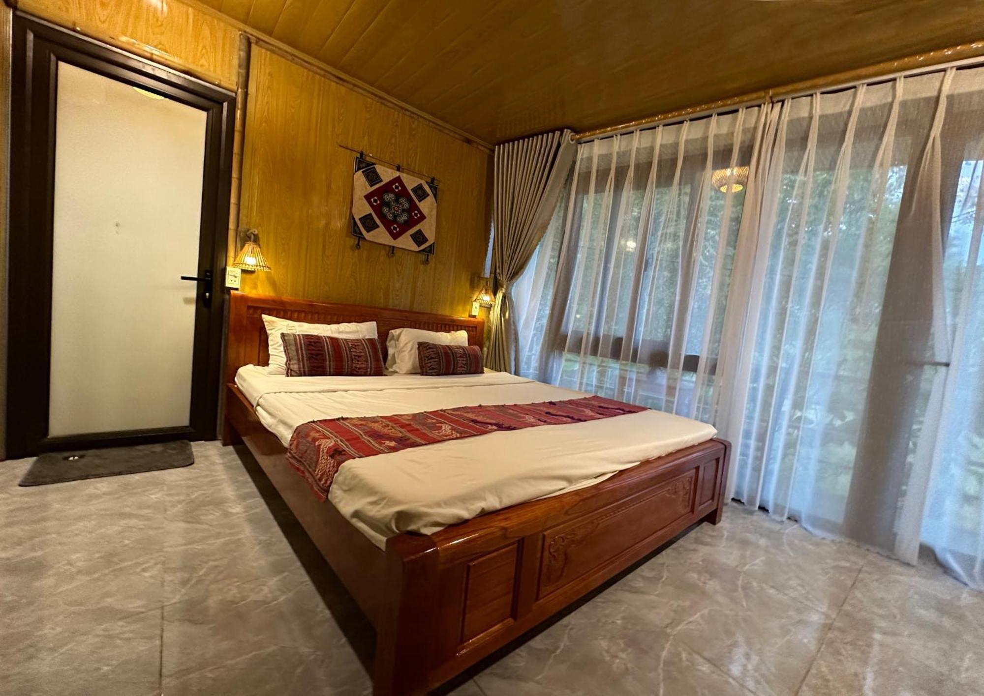 Nha Tan - Mai Chau Homestay And Tours Екстер'єр фото