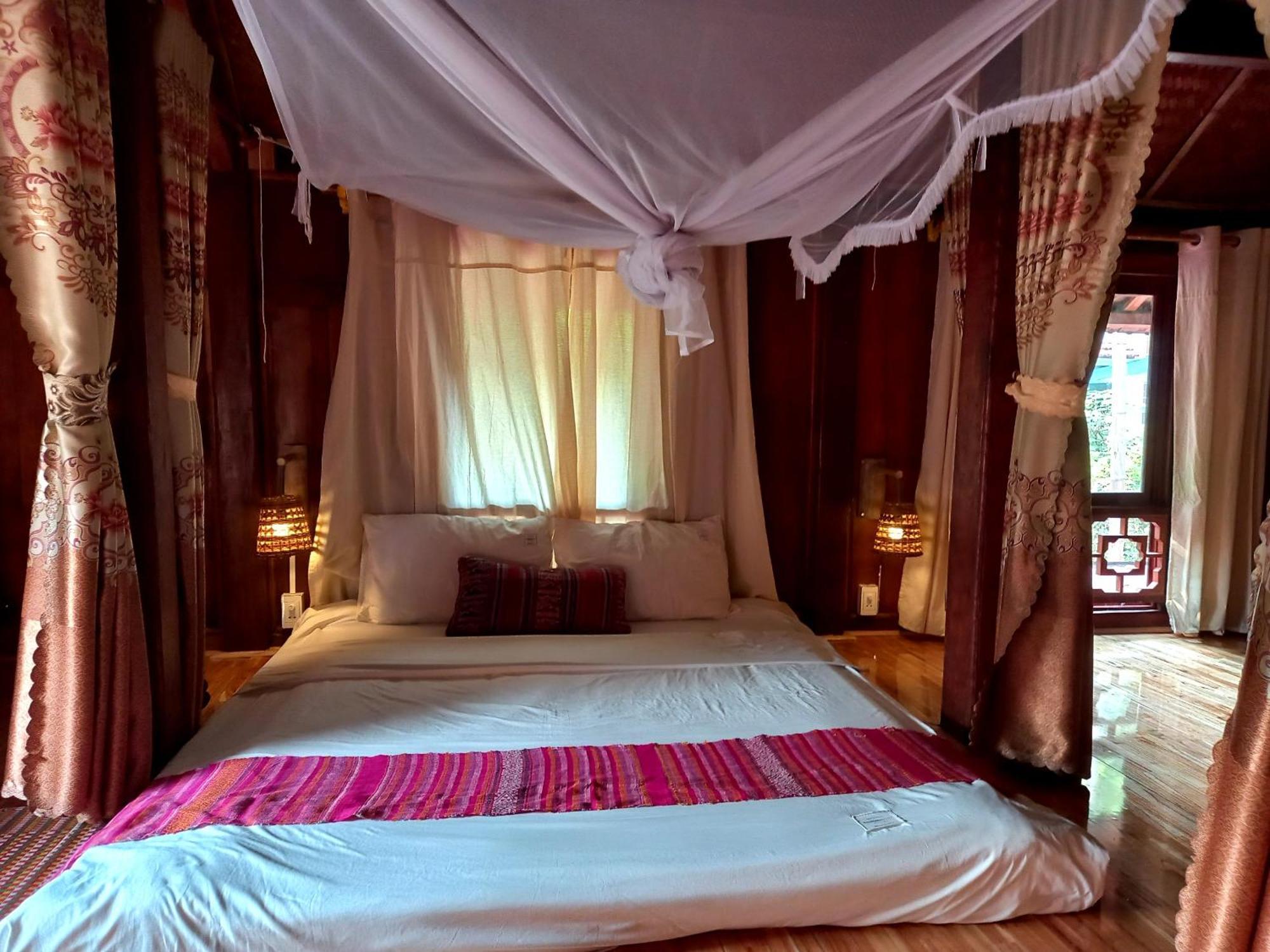 Nha Tan - Mai Chau Homestay And Tours Екстер'єр фото